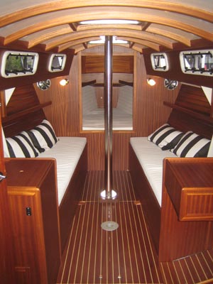 BM32 classic interior